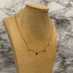 Mama Necklace